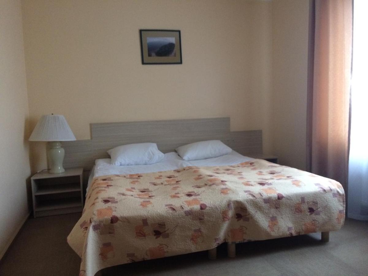 Motel Paradise Vilnius Bagian luar foto